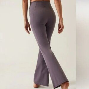 Athleta Salutation Stash Flare Pant Dusk Violet